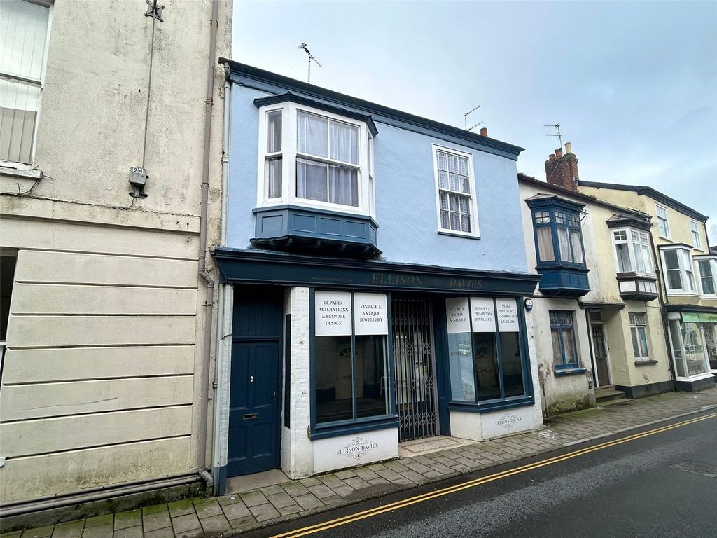 1 bed flat for saleEast Street, South Molton, Devon EX36