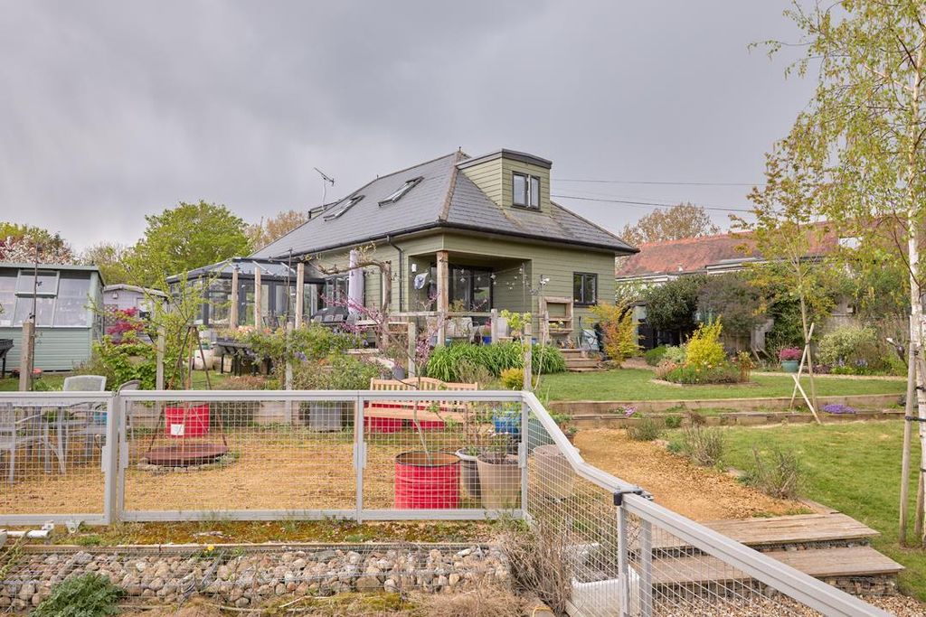 Additional image 29 of 2 bed detached house for saleLaleham Reach, Chertsey KT16