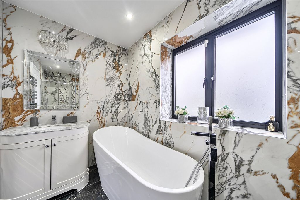 Additional image 26 of 5 bed detached house for saleMarlings Park Avenue, Chislehurst BR7