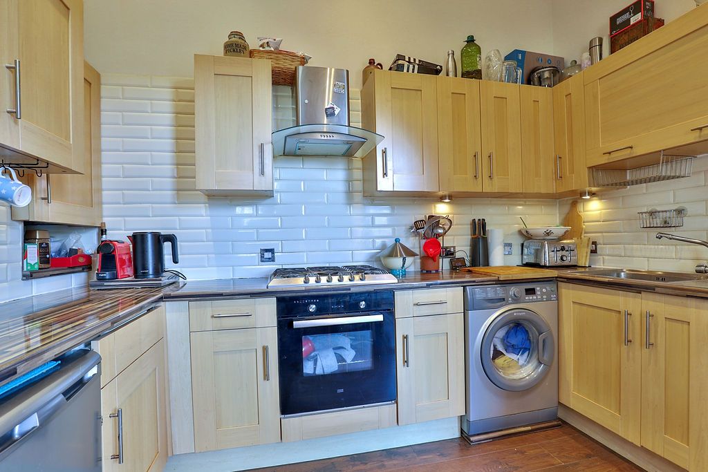 Additional image 6 of 3 bed flat for saleDragoon Way, Christchurch BH23