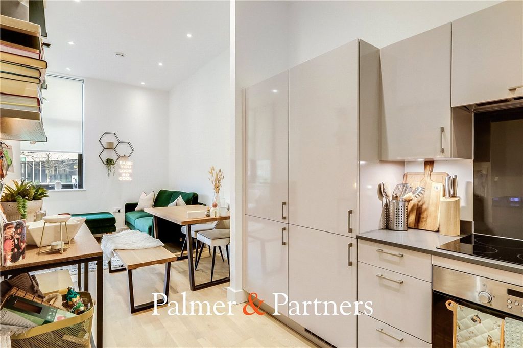 Additional image 10 of 2 bed maisonette for saleBurgess Springs, Chelmsford, Essex CM1