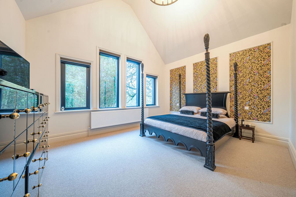 Additional image 16 of 5 bed detached house for saleSouth Hill, Chislehurst BR7