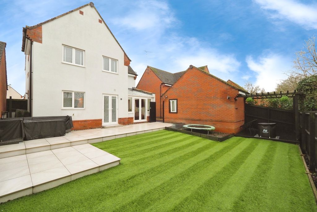 Additional image 2 of 4 bed detached house for saleRidge End Drive, Burton-On-Trent, Staffordshire DE13