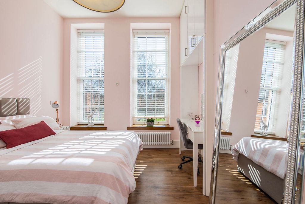Additional image 12 of 2 bed flat for saleHomestead Road, Chichester PO19