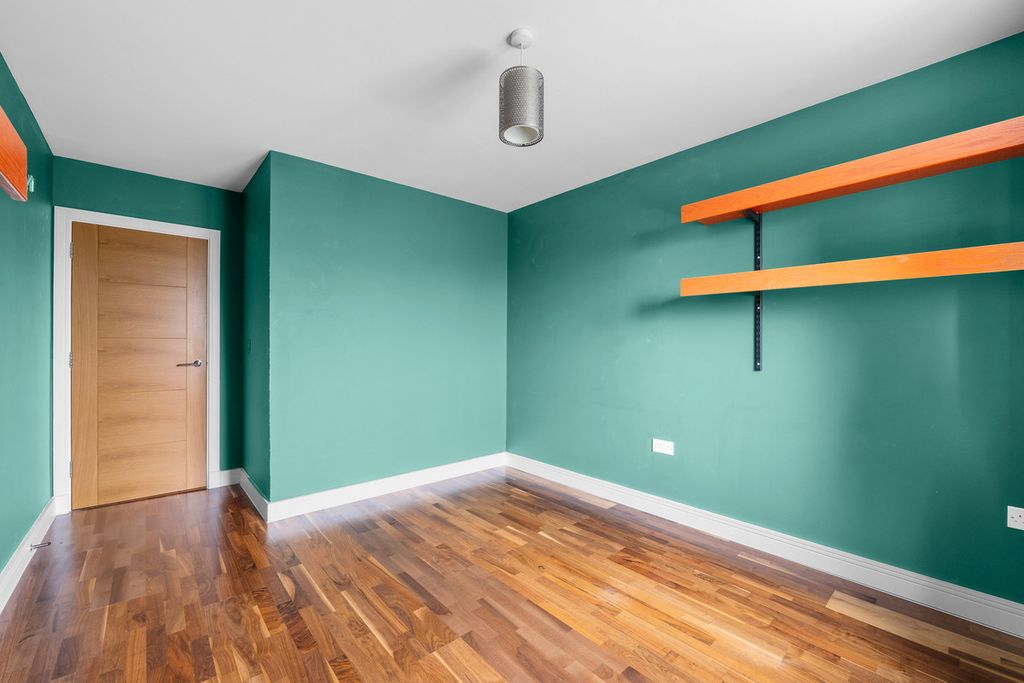 Additional image 12 of 5 bed detached house for saleHolland Park, Caterham CR3