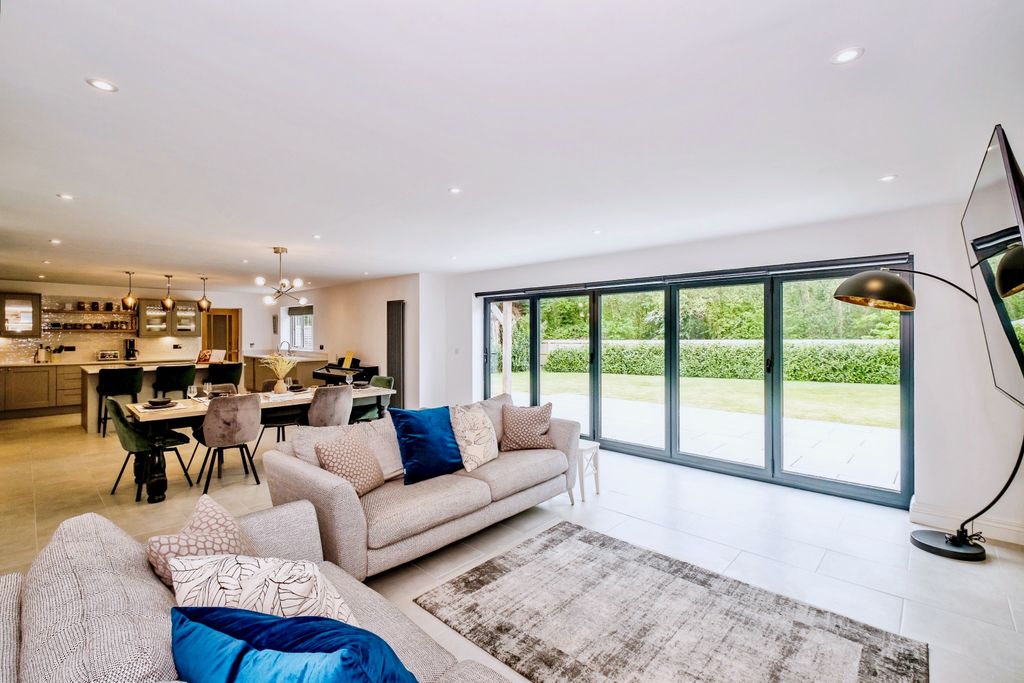 Additional image 3 of 5 bed detached house for saleSilver Wood, Pulborough RH20