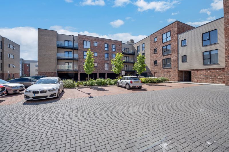2 bed flat for saleStation Hill, Bury St. Edmunds IP32
