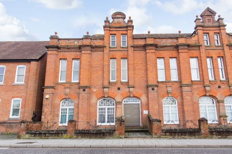 2 bed flat for saleMerchants Store, Station Road West, Canterbury, Kent CT2