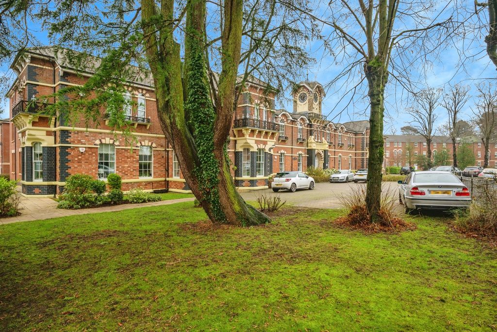 Additional image 12 of 2 bed flat for saleNightingale Walk, Burntwood WS7
