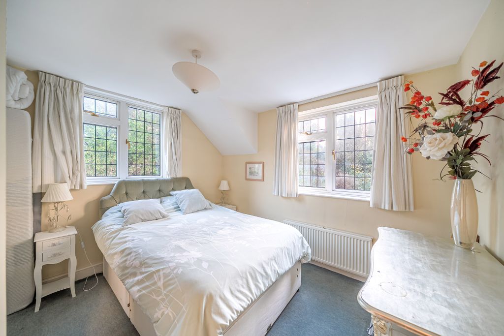 Additional image 5 of 5 bed detached house for saleTupwood Lane, Caterham CR3