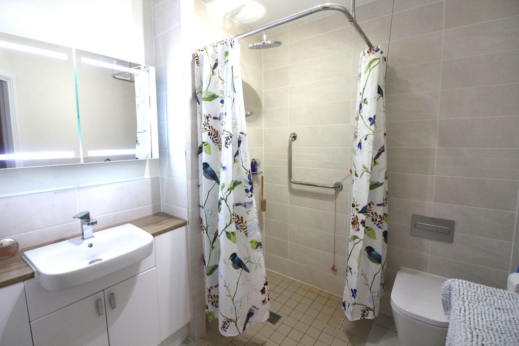 Additional image 12 of 2 bed flat for saleTrinity Road, Chipping Norton OX7
