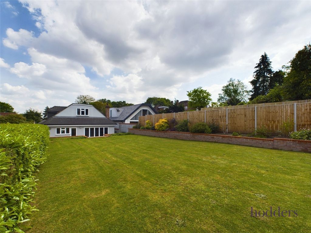 Additional image 10 of 6 bed detached house for saleFerndale Avenue, Chertsey, Surrey KT16