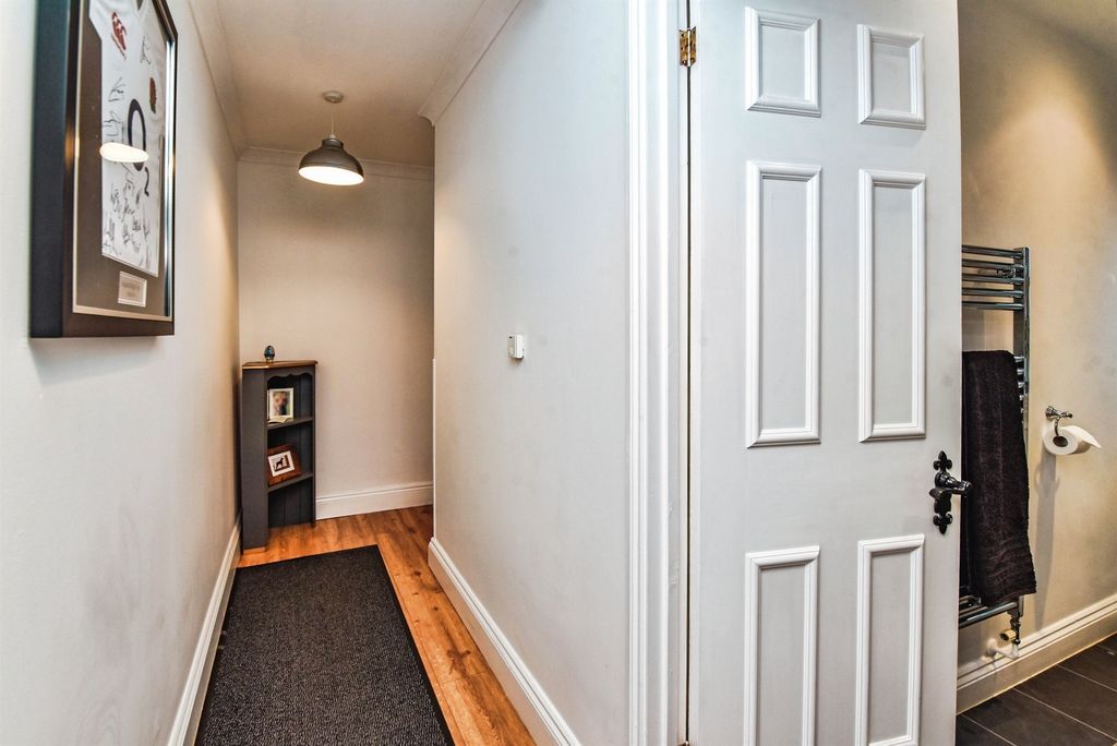Additional image 12 of 1 bed flat for saleSt. Mary Street, Chippenham SN15