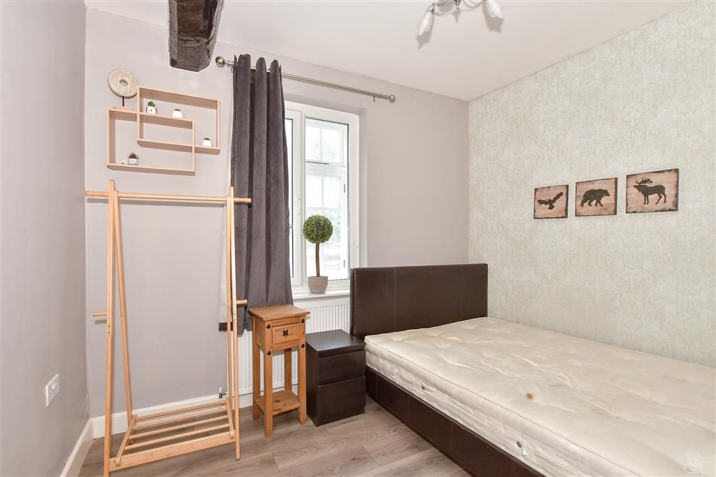Additional image 5 of 3 bed flat for saleOld Dover Road, Canterbury, Kent CT1