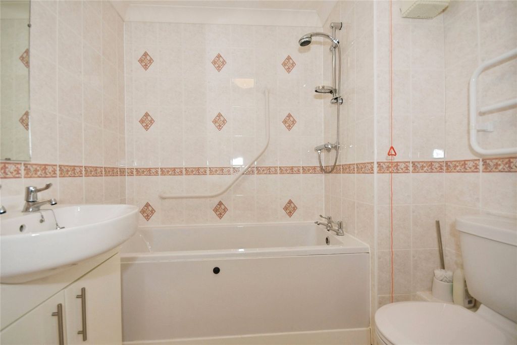 Additional image 9 of 2 bed flat for saleStephenson Court, Chesterfield S40