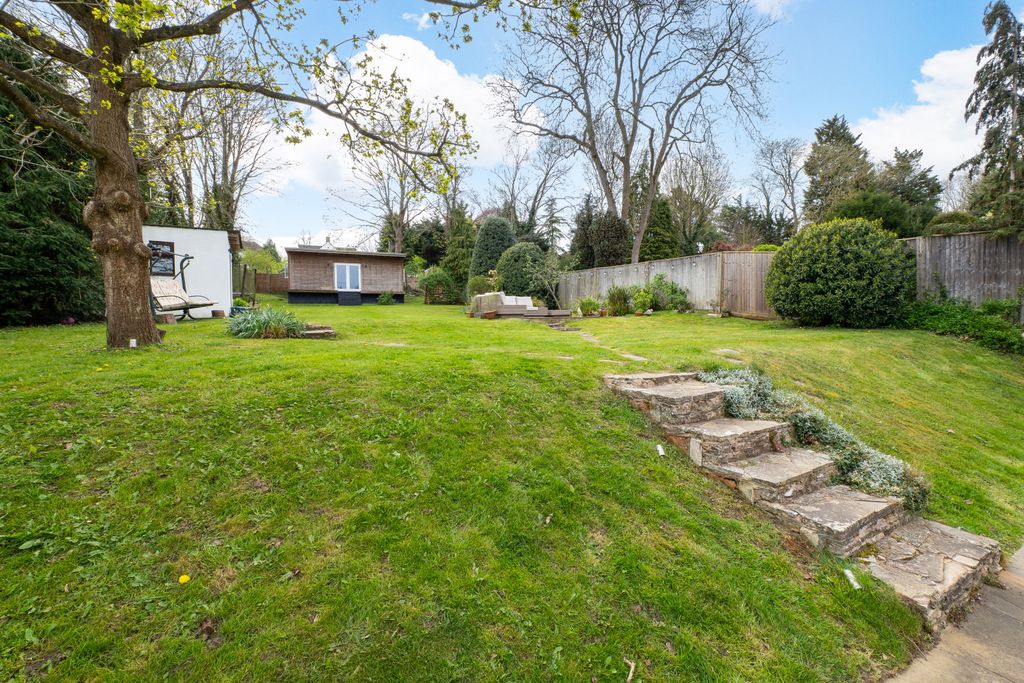 Additional image 38 of 5 bed detached house for saleCarshalton, Surrey SM5