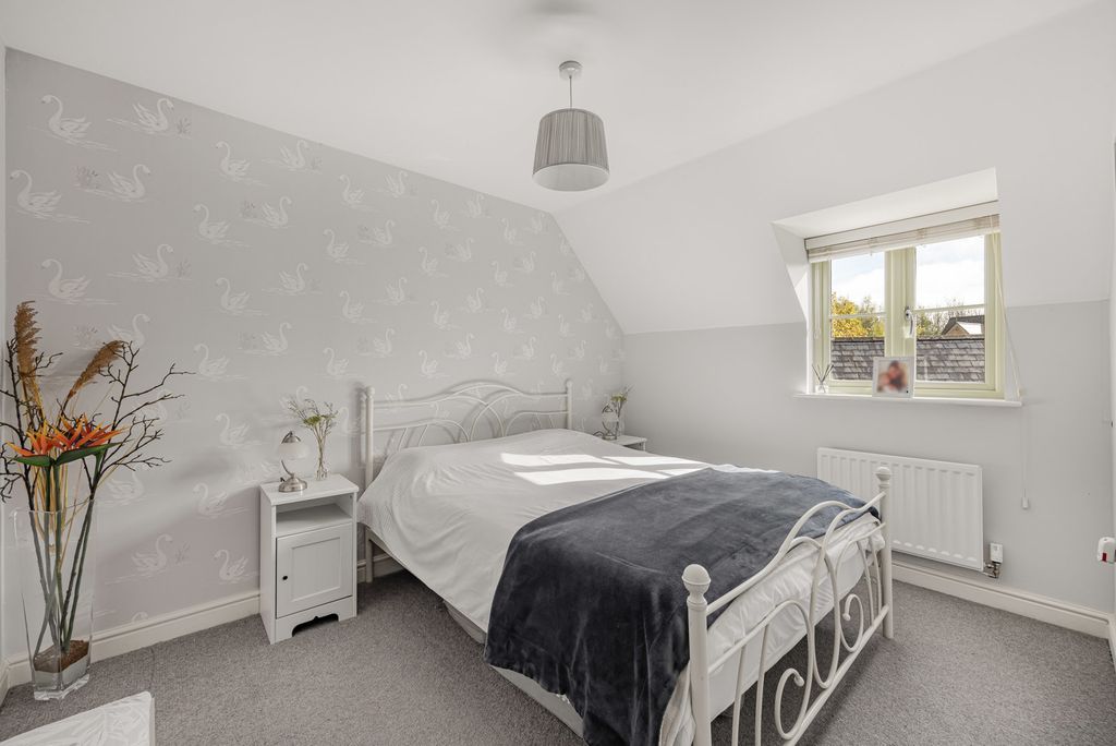 Additional image 19 of 5 bed detached house for saleBeecham Close, Cirencester, Gloucestershire GL7