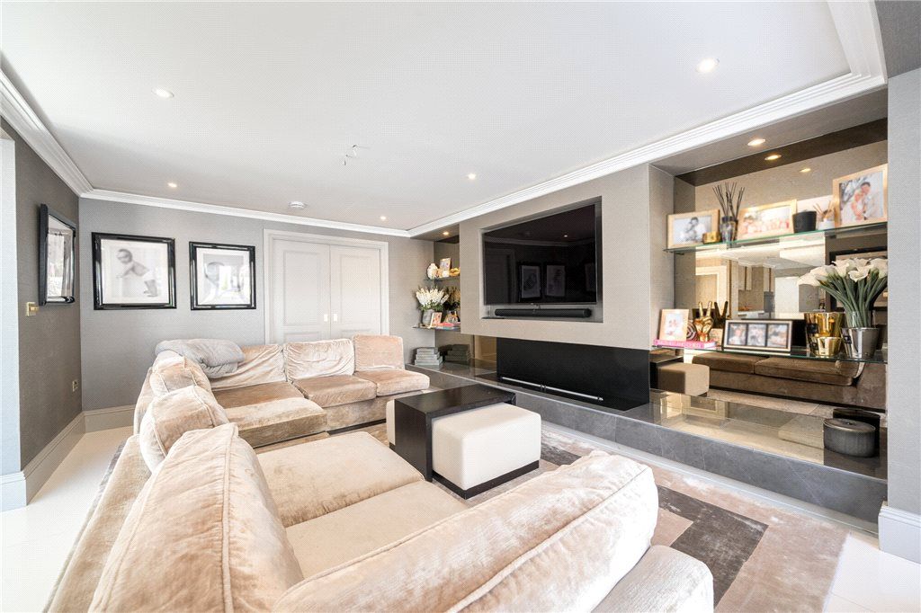 Additional image 8 of 5 bed detached house for saleLeesons Hill, Chislehurst BR7