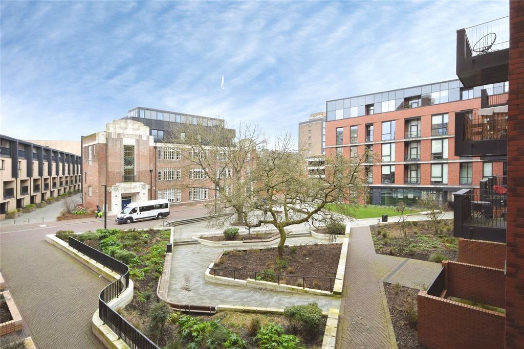 Additional image 16 of 2 bed maisonette for saleBurgess Springs, Chelmsford, Essex CM1