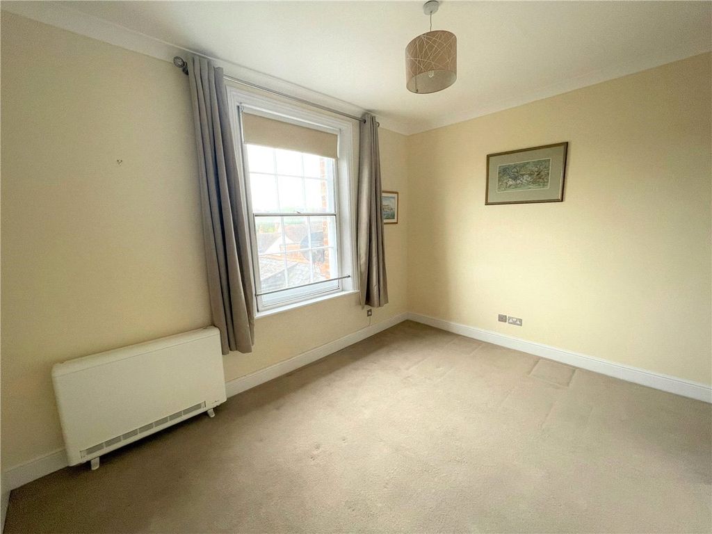 Additional image 7 of 1 bed flat for saleHigh Street, Marlborough, Wiltshire SN8