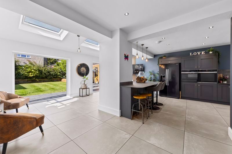 Additional image 2 of 4 bed detached house for saleMansfeldt Road, Newbold, Chesterfield S41