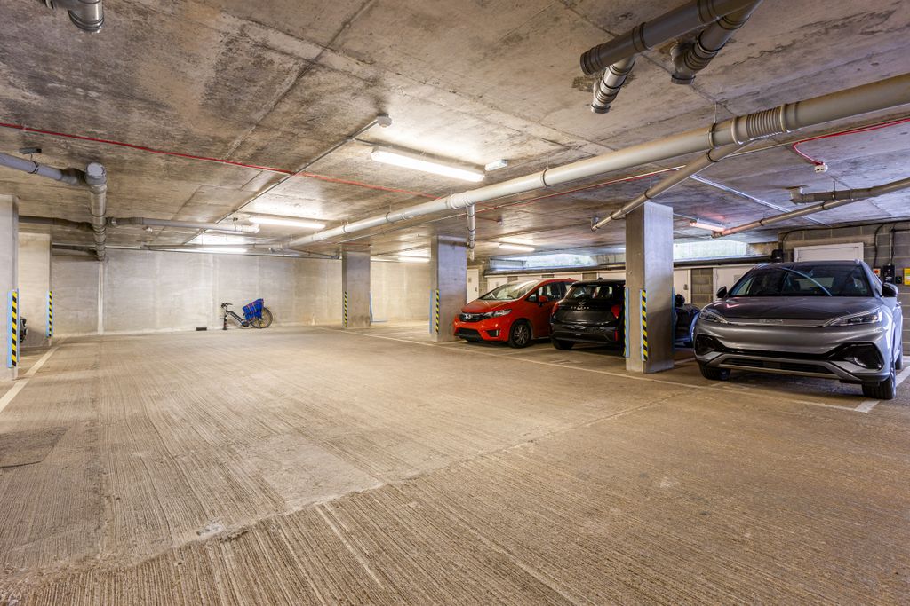 Additional image 19 of 2 bed flat for saleSparrows Herne, Bushey WD23
