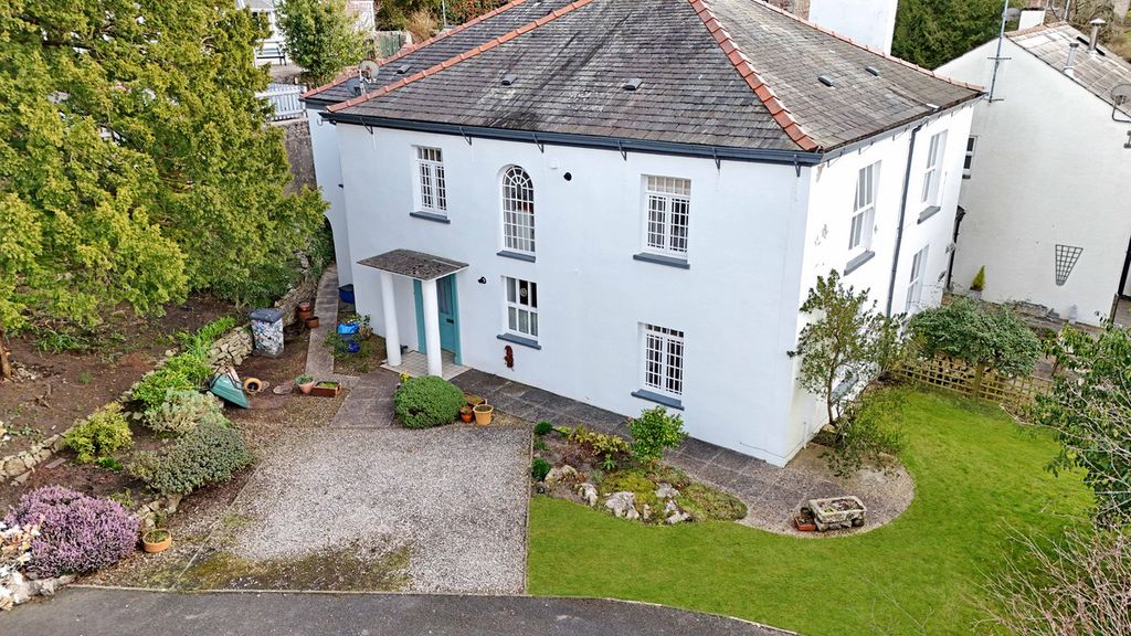 1 bed flat for saleWood Close Gardens, Arnside LA5