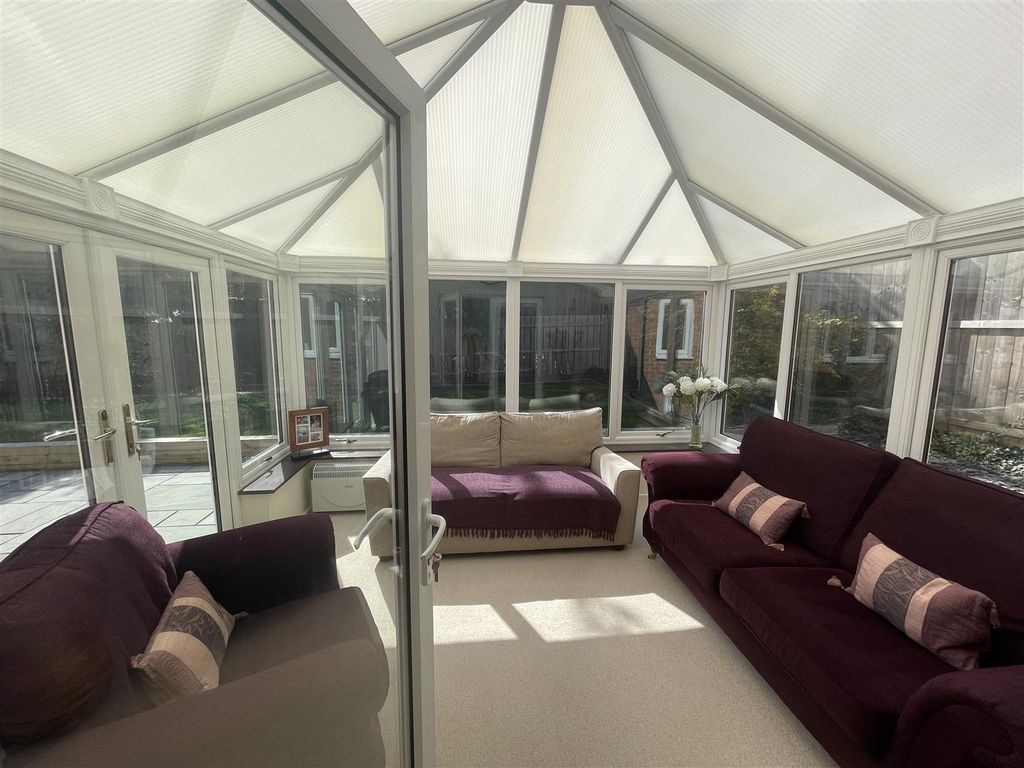 Additional image 13 of 6 bed detached house for saleLindisfarne Close, Chester Le Street DH2