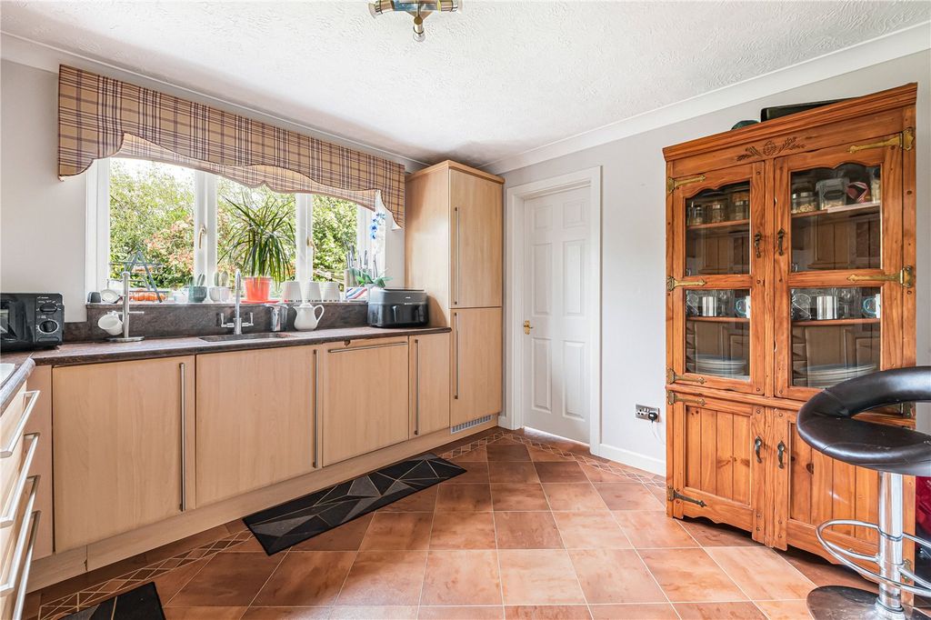 Additional image 15 of 4 bed detached house for saleBaylis Crescent, Burgess Hill, West Sussex RH15