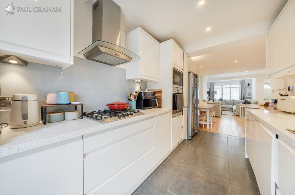 Additional image 6 of 2 bed terraced house for saleThornton Road, Carshalton SM5