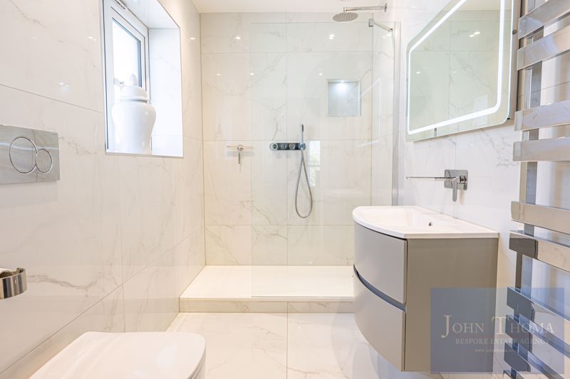 Additional image 30 of 5 bed detached house for saleTomswood Road, Chigwell IG7