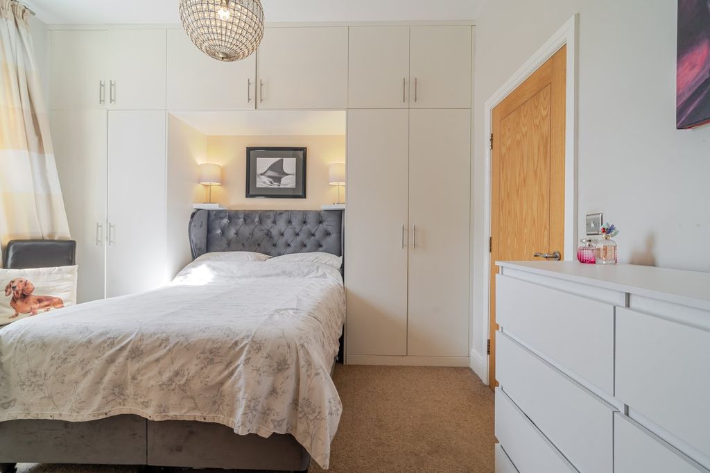 Additional image 7 of 2 bed flat for saleRoyal House, Apartment 9, New Road, Kirkby Lonsdale, Carnforth LA6
