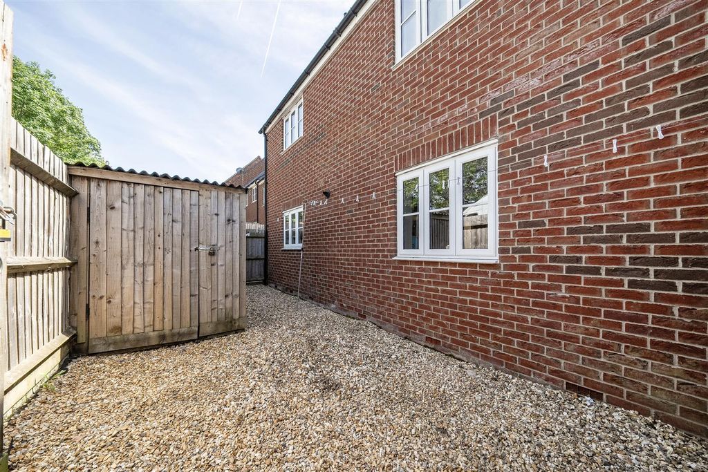 Additional image 17 of 1 bed flat for saleCochran Avenue, Chippenham SN15