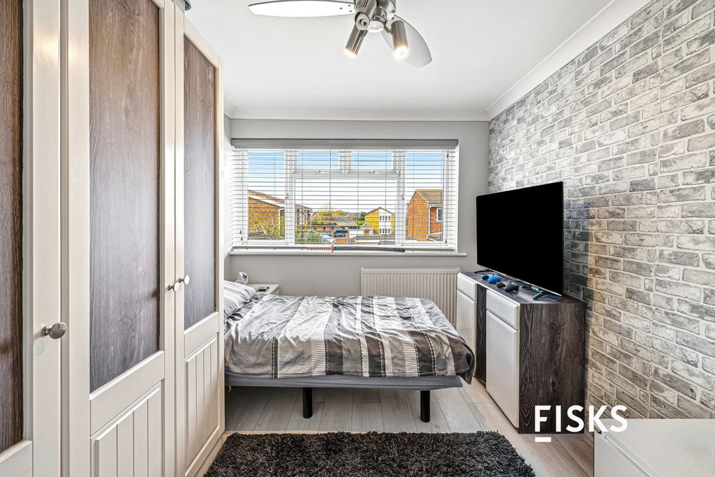 Additional image 30 of 4 bed detached house for saleThorney Bay Road, Canvey Island SS8