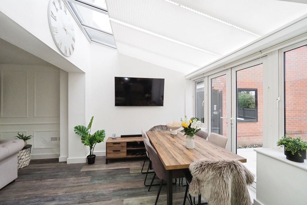 Additional image 18 of 4 bed detached house for saleRidge End Drive, Burton-On-Trent, Staffordshire DE13