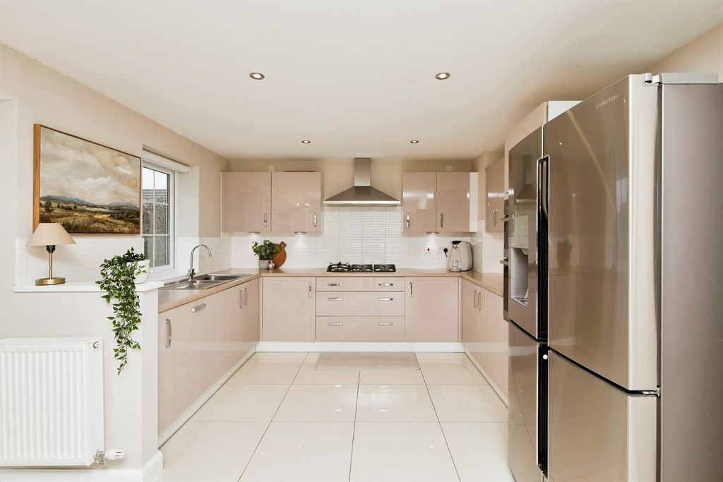 Additional image 7 of 4 bed detached house for saleRook Drive, Burton-On-Trent DE13