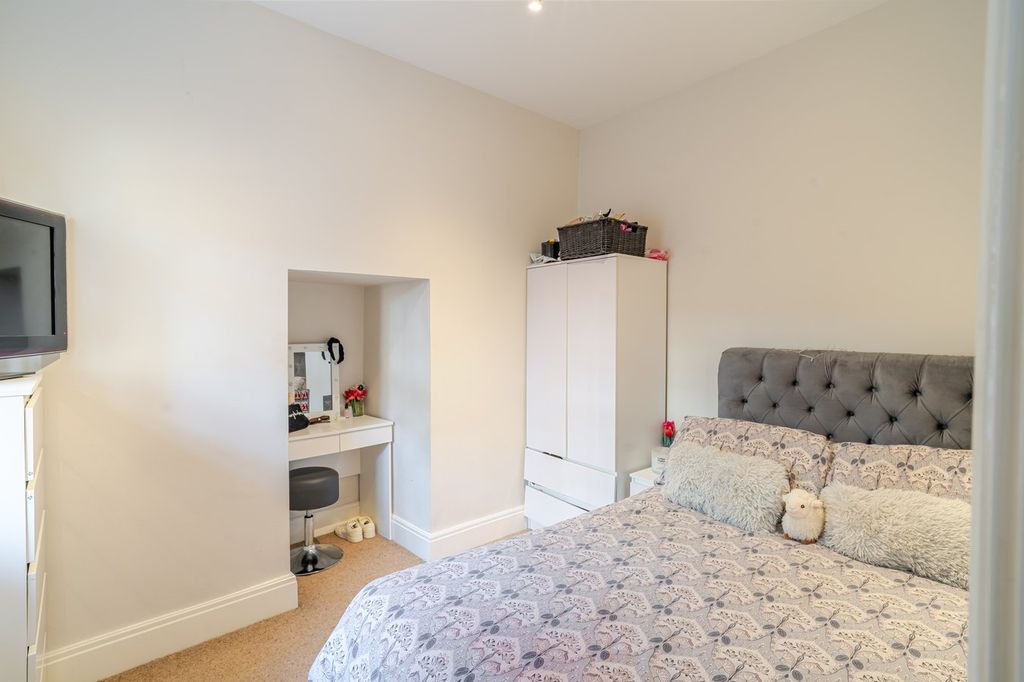 Additional image 11 of 2 bed flat for saleRoyal House, Apartment 9, New Road, Kirkby Lonsdale, Carnforth LA6