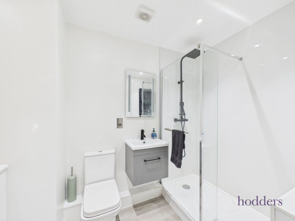 Additional image 6 of 1 bed flat for saleIsis House, Bridge Wharf, Chertsey, Surrey KT16