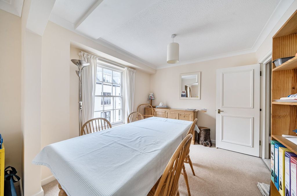 Additional image 9 of 3 bed flat for saleChapel Street, Chichester PO19
