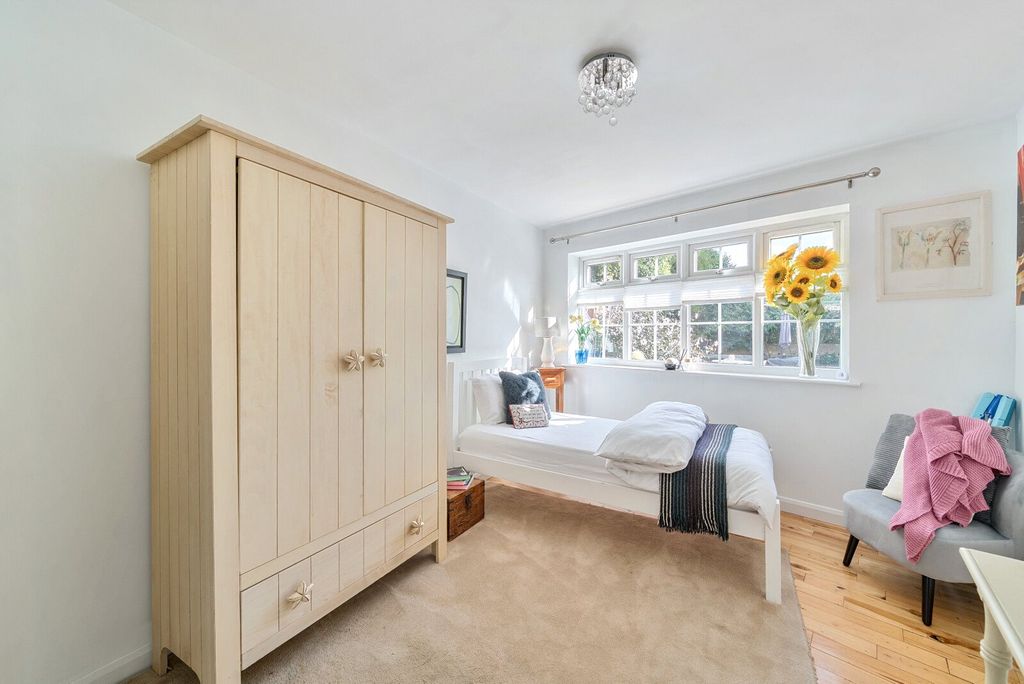 Additional image 7 of 4 bed end terrace house for saleSt. Anns Hill Road, Chertsey KT16