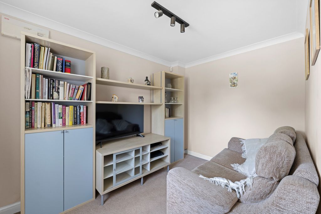 Additional image 10 of 4 bed detached house for saleFairbourne Lane, Caterham CR3
