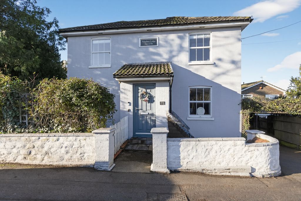 4 bed detached house for saleLondon Road, Burgess Hill RH15