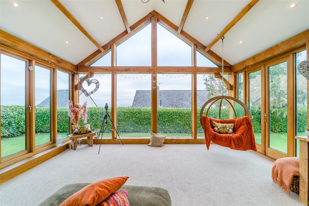 Additional image 2 of 3 bed detached bungalow for saleLittledean Hill Road, Cinderford GL14