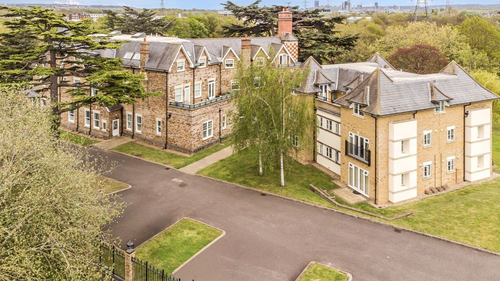 Additional image 33 of 2 bed flat for salePoulter Park, Bishopsford Road, Morden SM4