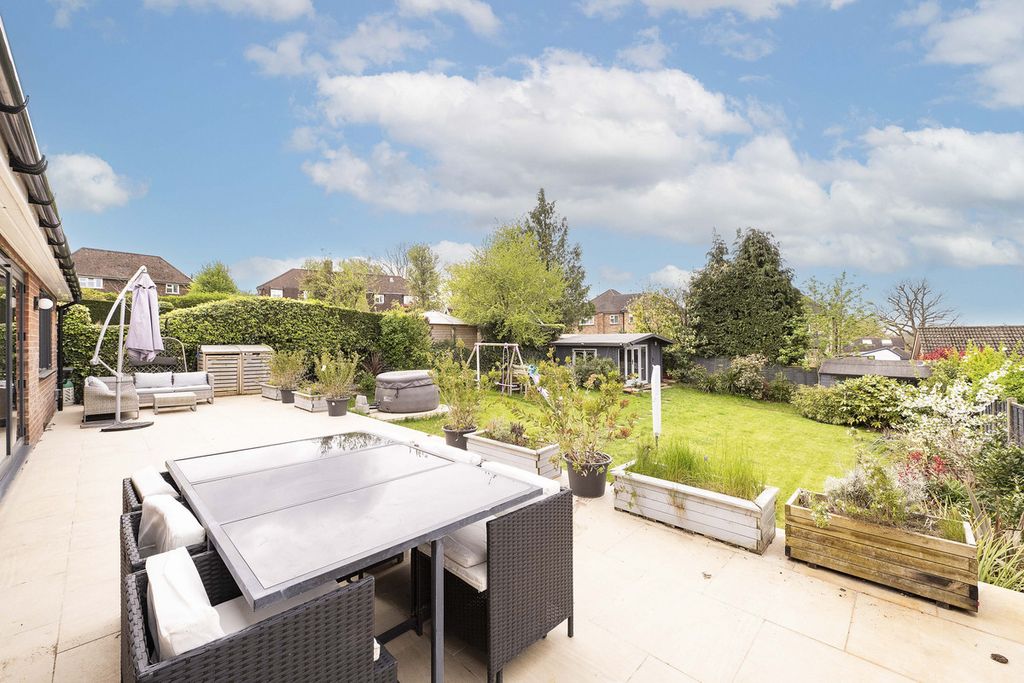 Additional image 24 of 4 bed detached house for saleChestnut Avenue, Chesham HP5