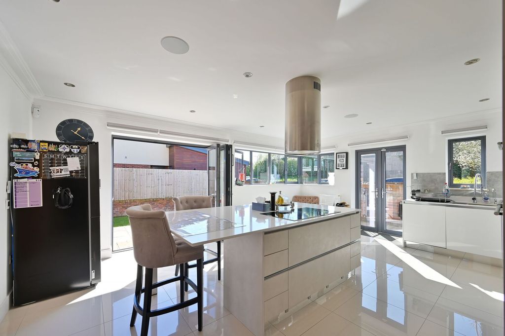 Additional image 46 of 5 bed detached house for saleThe Harlequins, Sandy Lane, Bushey WD23