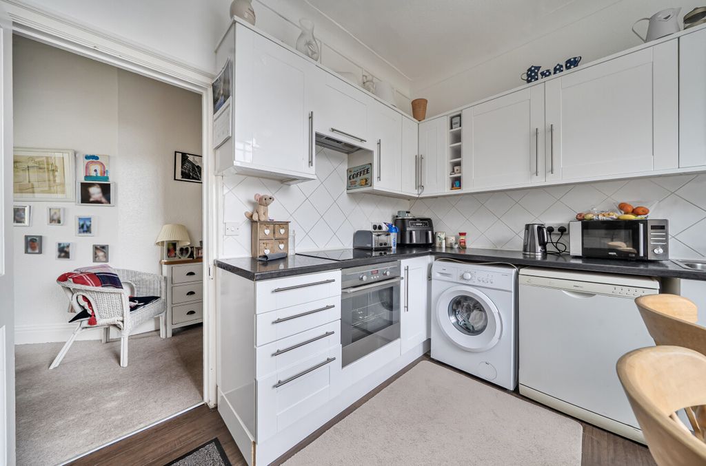 Additional image 2 of 2 bed flat for saleLower Camden, Chislehurst, Kent BR7