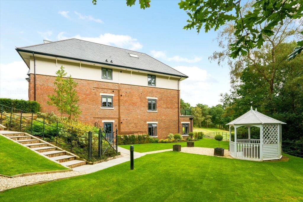 Additional image 17 of 2 bed flat for saleKings Ridge, Golf Drive, Camberley, Surrey GU15