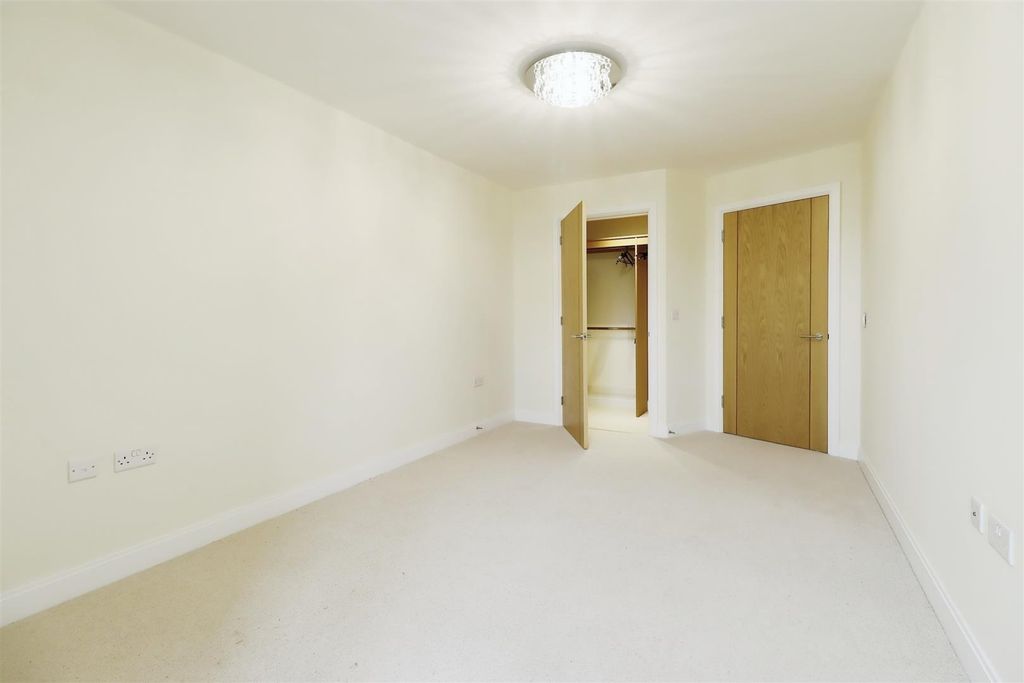 Additional image 10 of 1 bed flat for saleSummerfield Place, 117 Wenlock Road, Shrewsbury SY2