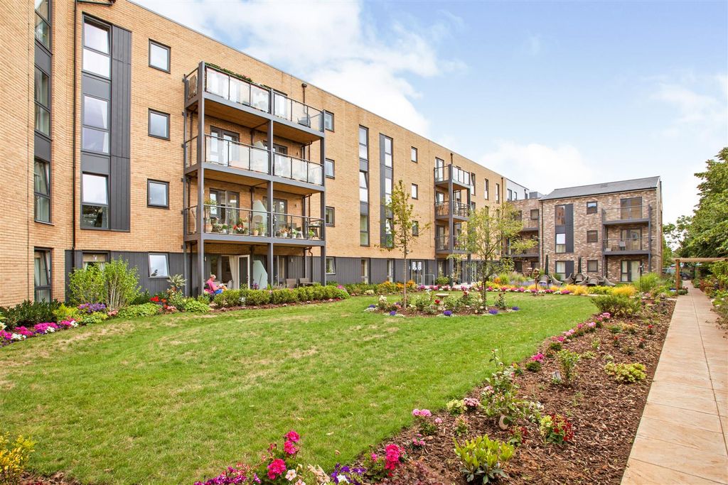 Additional image 12 of 2 bed flat for saleMiami House, Princes Road, Chelmsford, Essex CM2